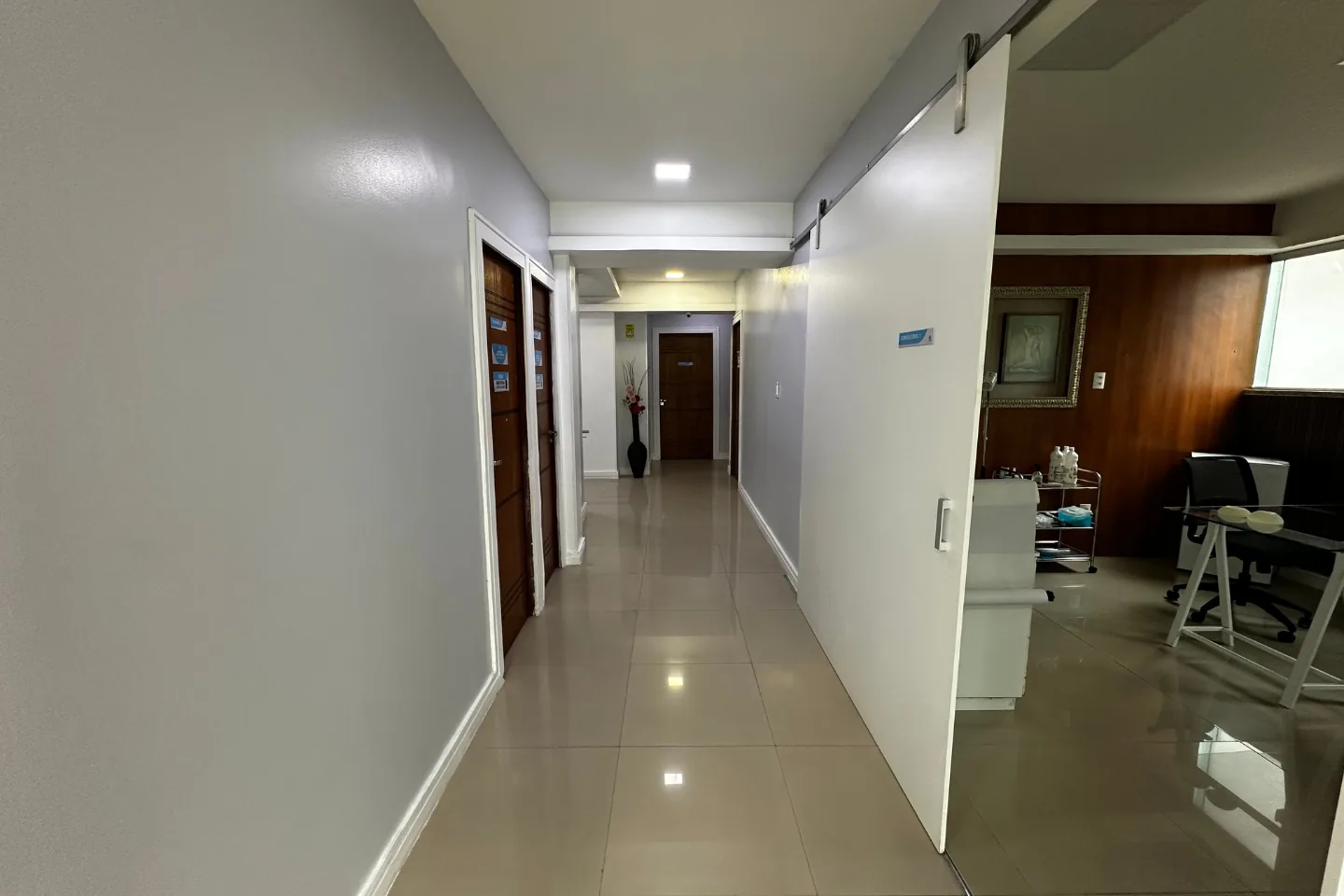 Corredor da InterMed Day Hospital