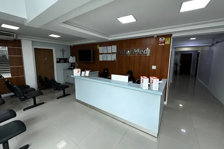 Recepção do InterMed Day Hospital da Plástica em Campo Grande, RJ